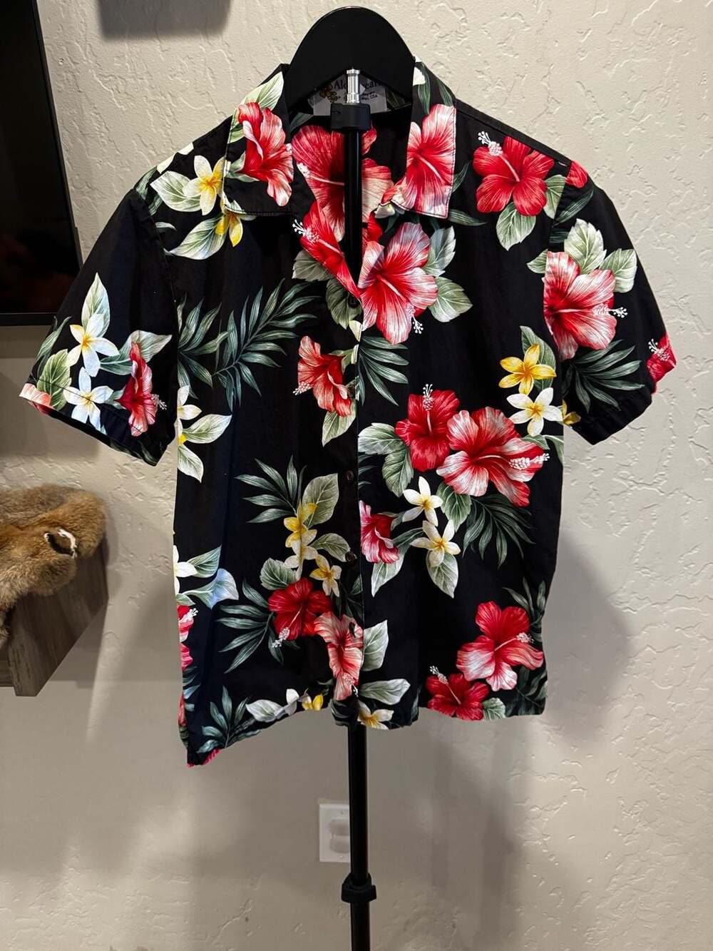 Alohawears Made in Hawaii Black Tropical Hibiscus Floral Camp Shirt